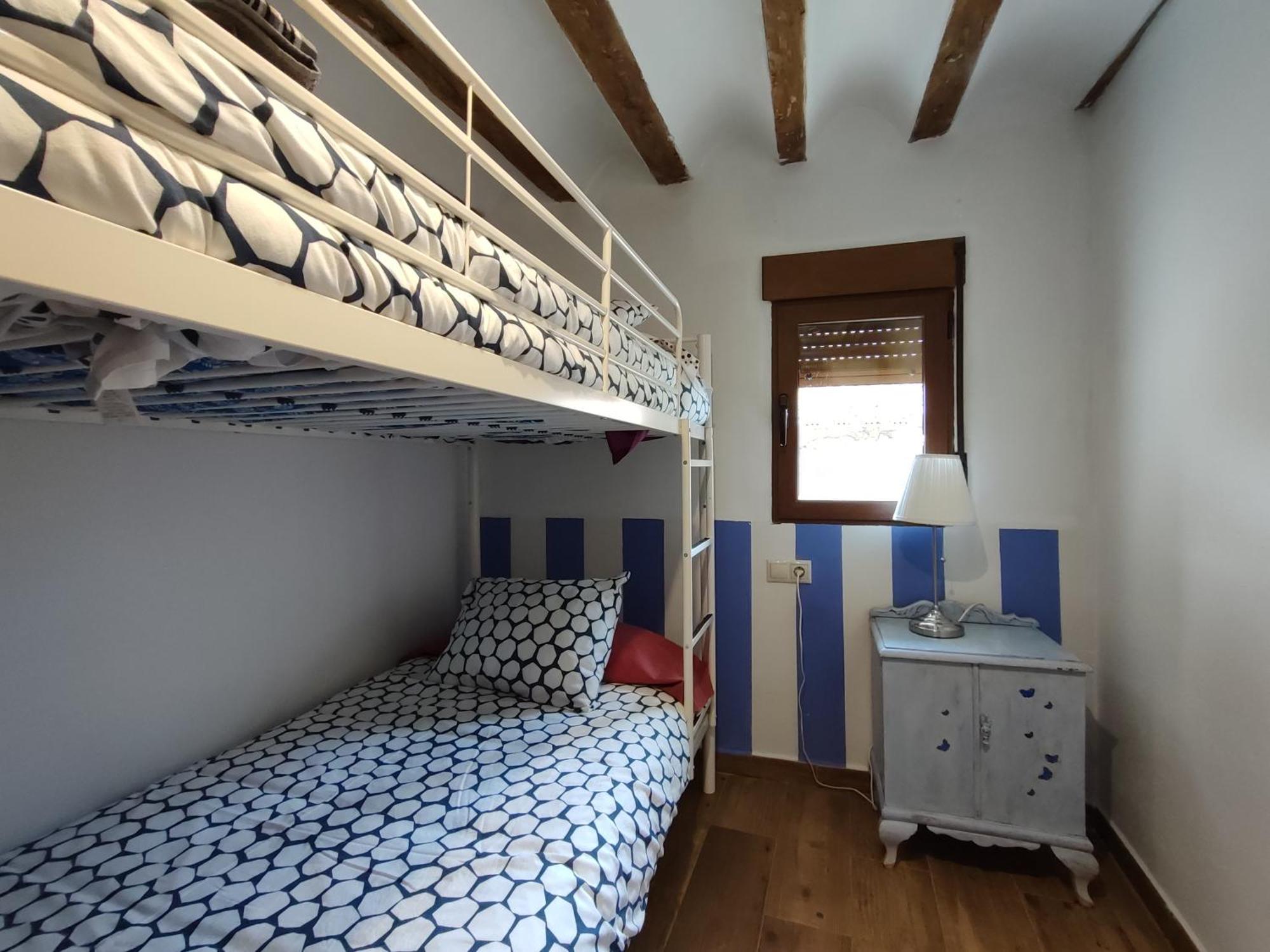 Апартаменти Casa Valentina Y La Buhardilla Salvacanete Номер фото